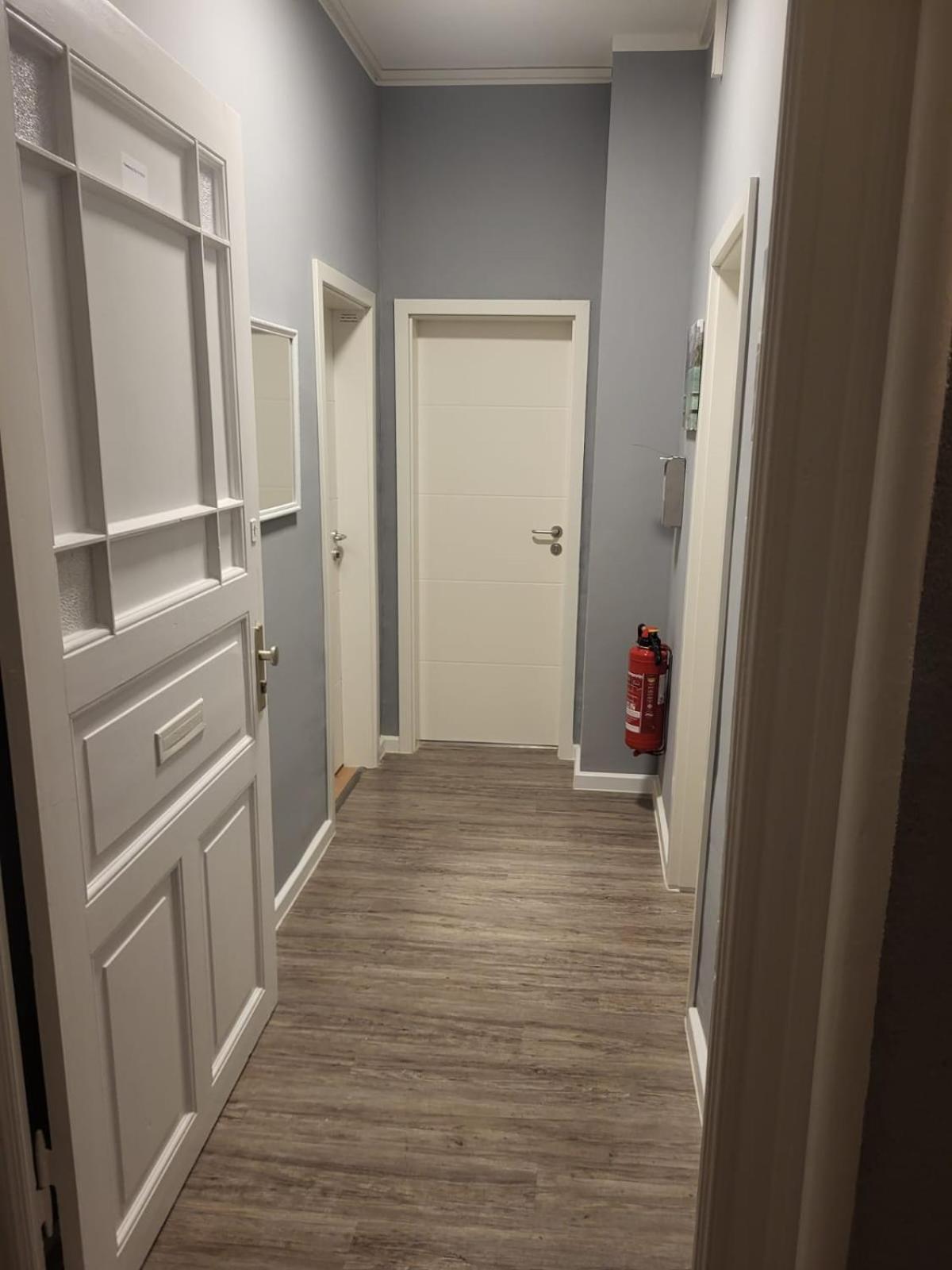 10 1og r Apartment *