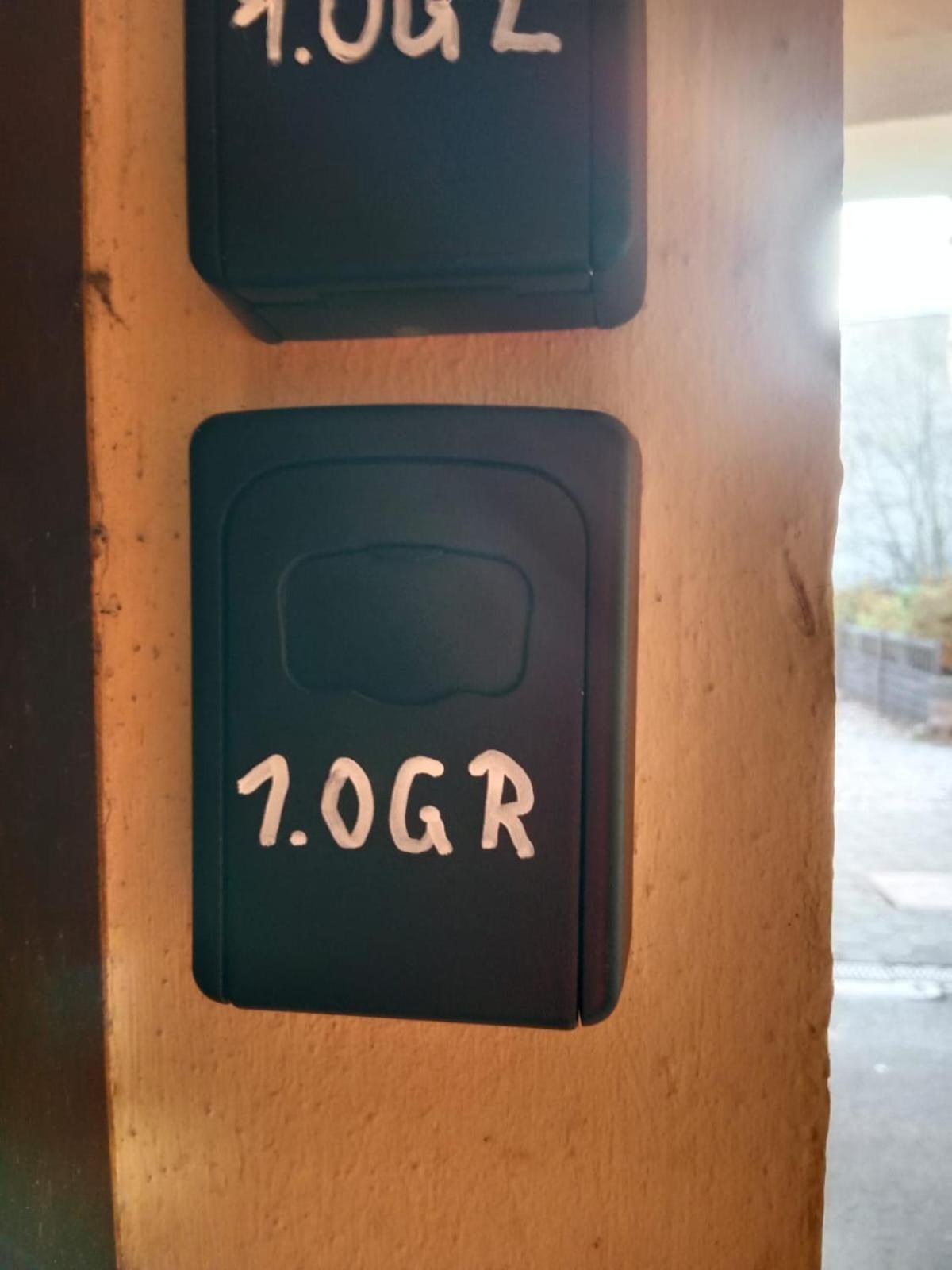 Apartment 10 1og r *