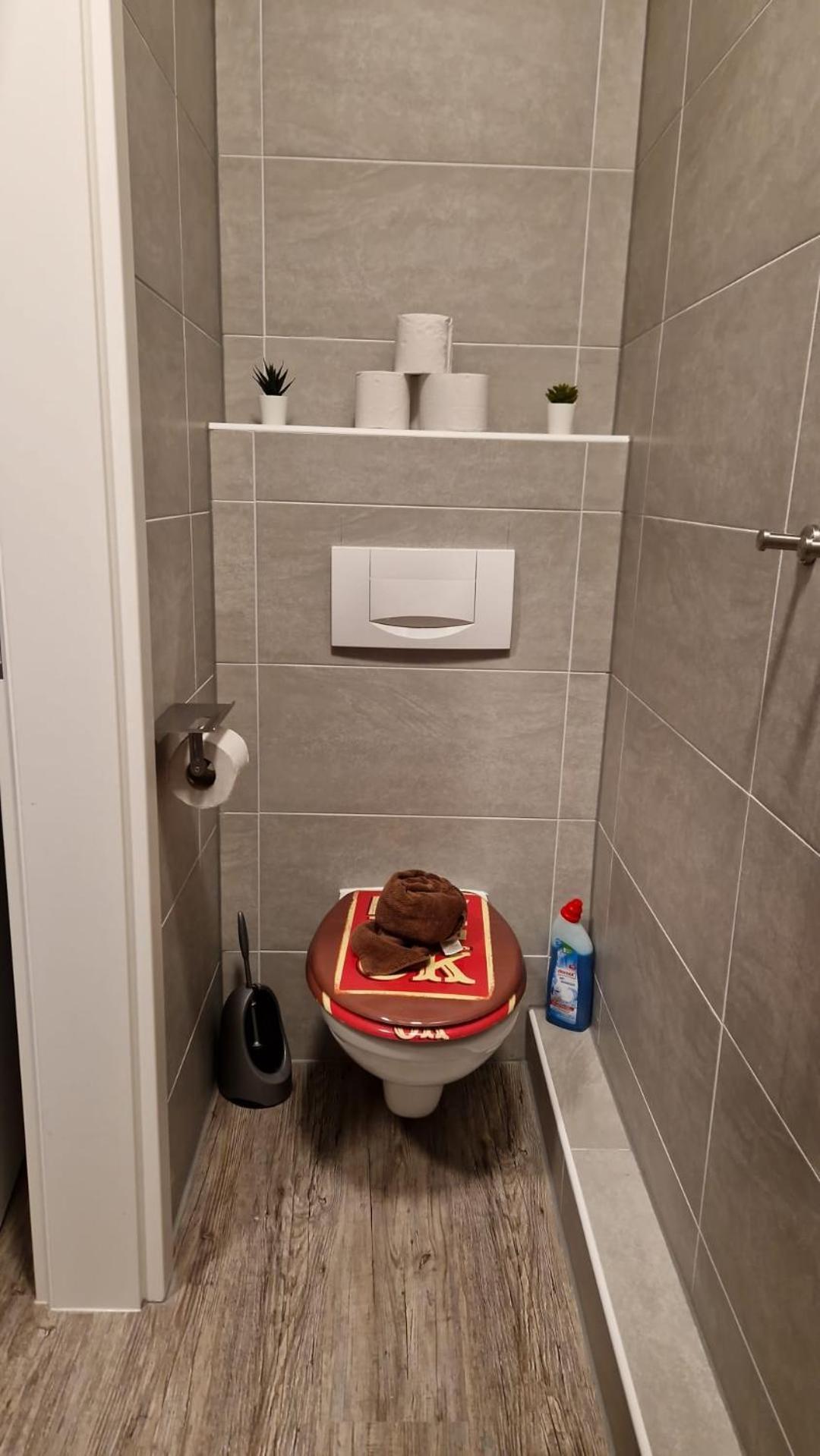 Apartment 10 1og r
