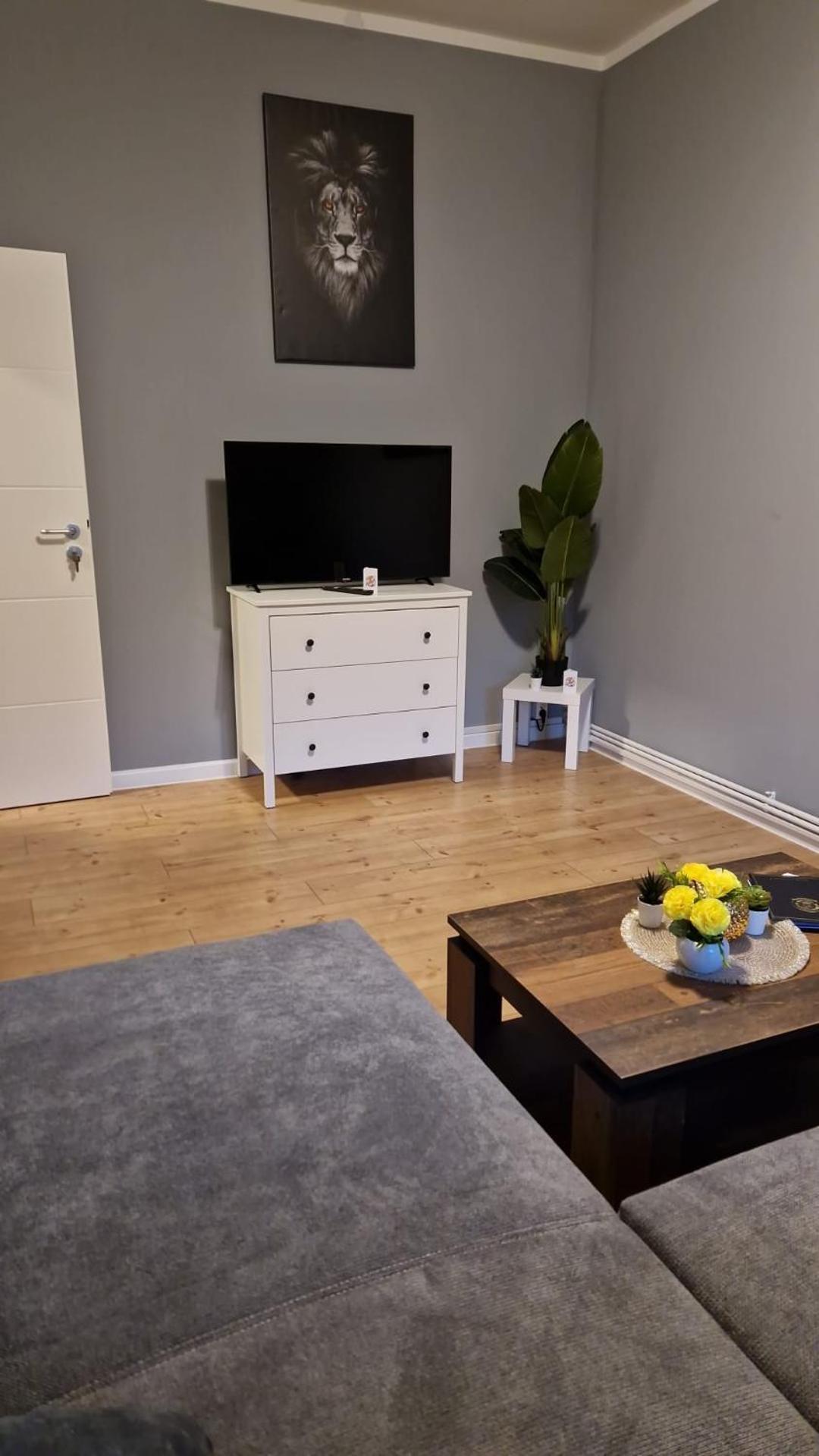 10 1og r Apartment